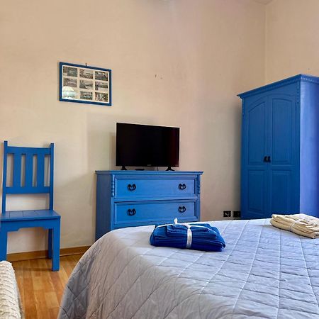 Holiday House Ginevra Formia Bagian luar foto