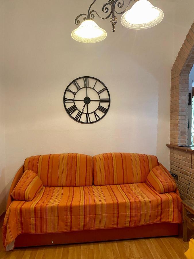 Holiday House Ginevra Formia Bagian luar foto