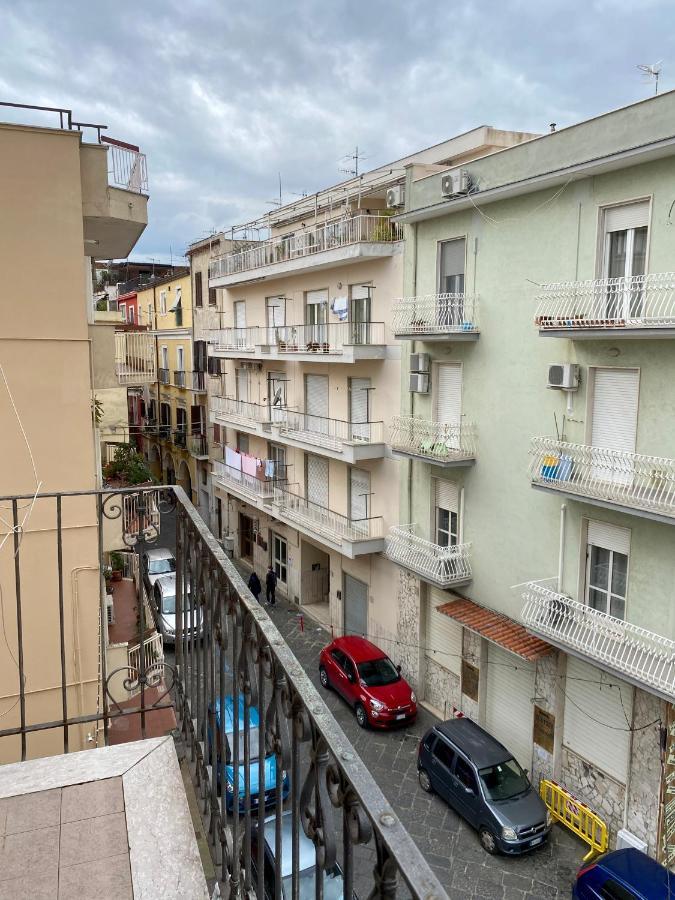 Holiday House Ginevra Formia Bagian luar foto
