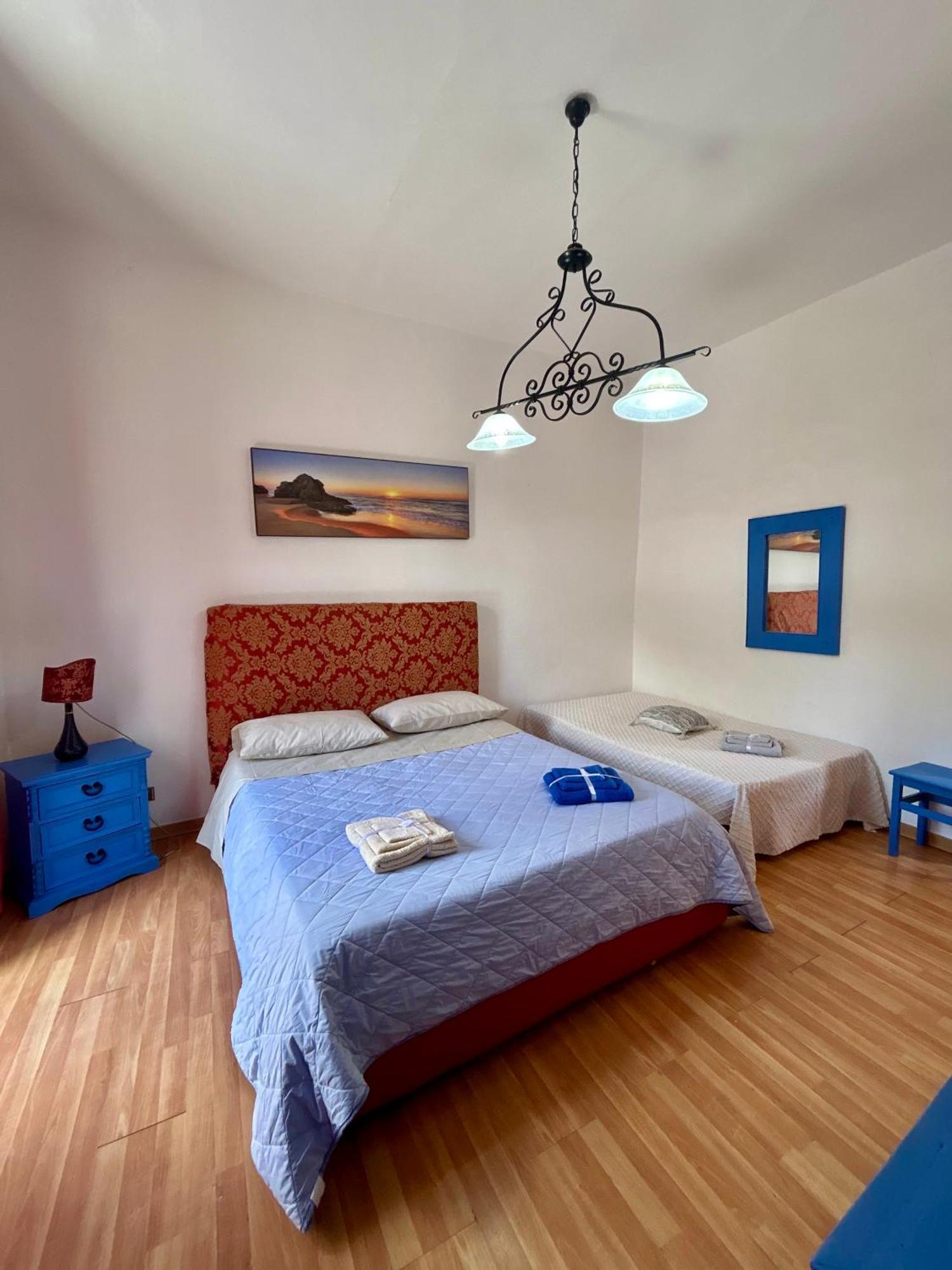 Holiday House Ginevra Formia Bagian luar foto