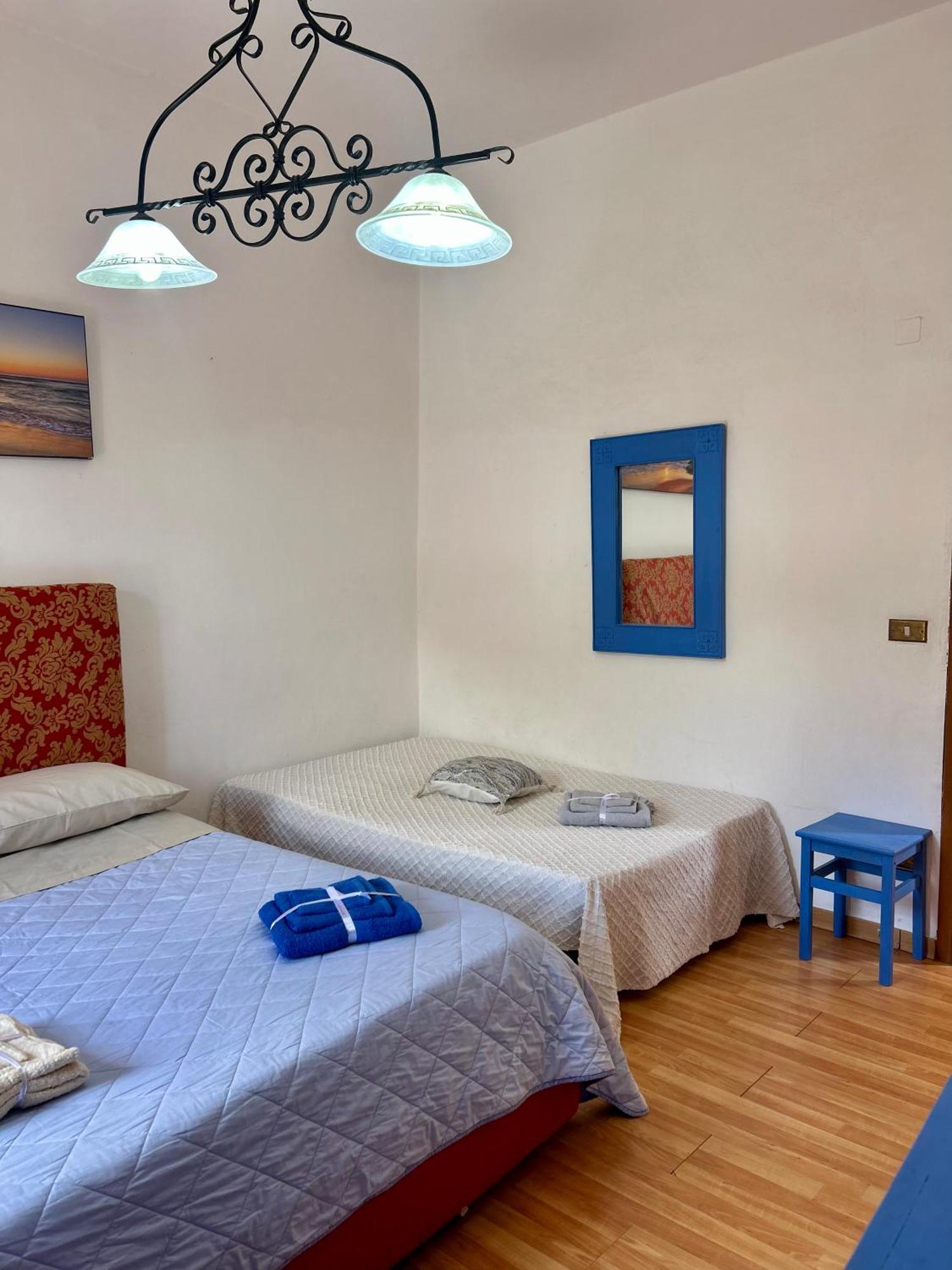Holiday House Ginevra Formia Bagian luar foto
